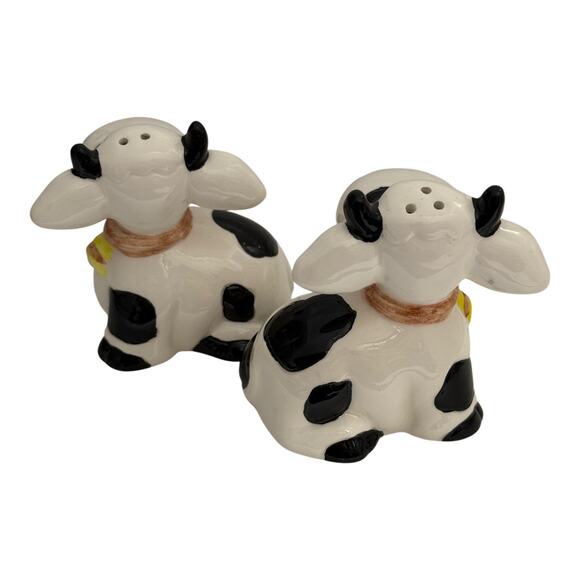 Vintage Anthropomorphic Black and White Cow Salt & Pepper Shaker Set  - A1238 - Picture 4 of 8